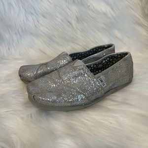 Toms sparkly shoes size 7.5